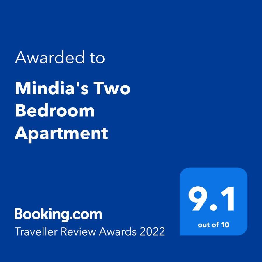 Mindia'S Two Bedroom Apartment バトゥーミ エクステリア 写真