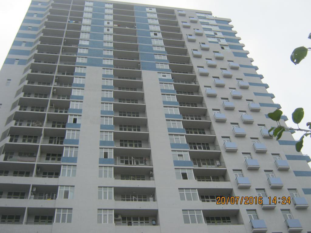 Mindia'S Two Bedroom Apartment バトゥーミ エクステリア 写真